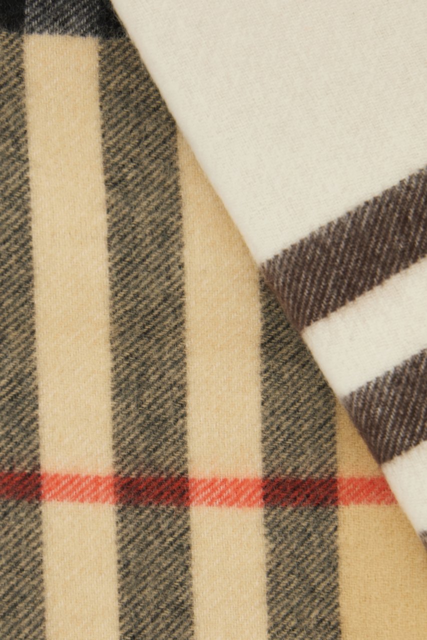 Burberry Multicolor cashmere scarf Divers