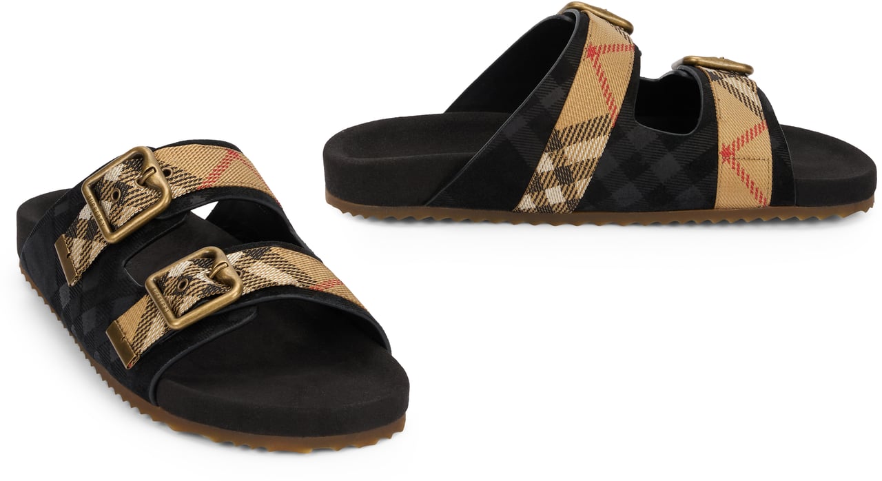 Burberry Slippers with buckles Zwart