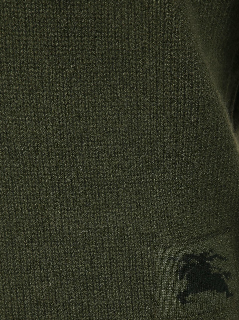 Burberry Crew-Neck Cashmere Sweater with Equestrian Knight Design Groen