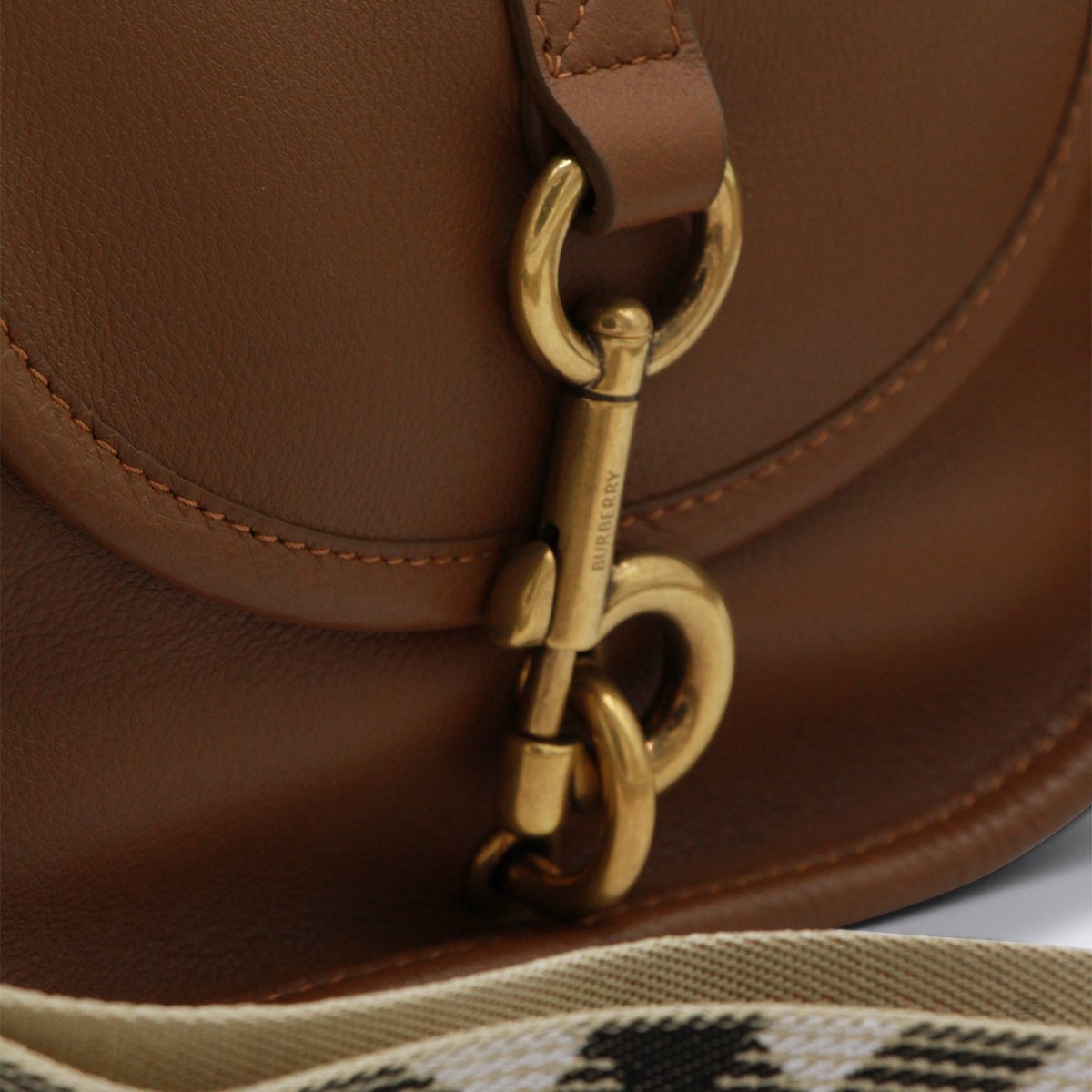 Burberry Structured Saddle Bag With Gold-Tone Clasp And Check Pattern Strap Bruin