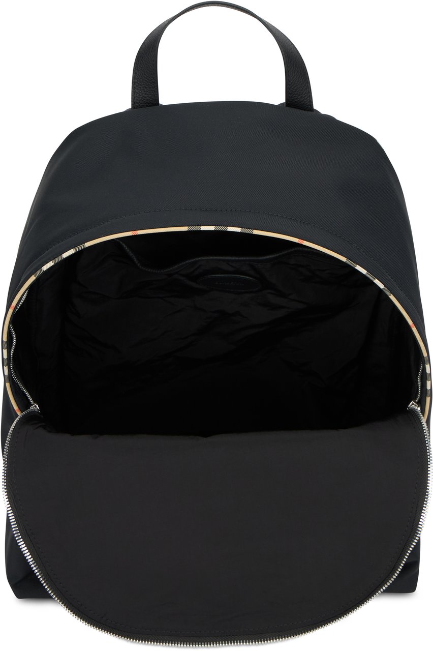 Burberry Backpack with tartan details Zwart