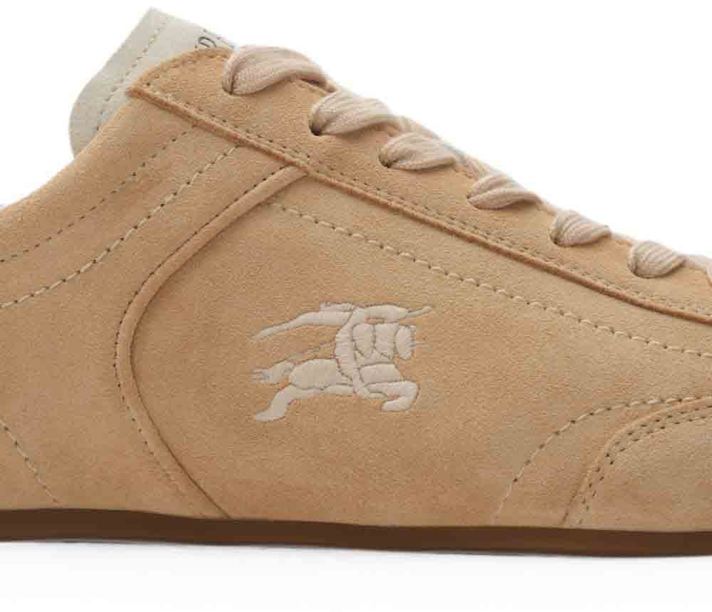 Burberry Sneakers Beige Beige