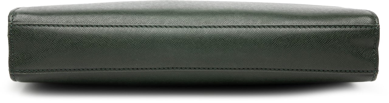 Burberry Leather Clutch Groen