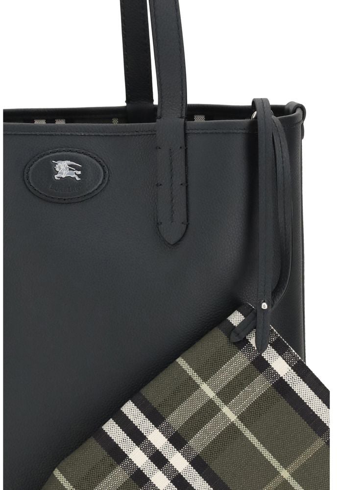 Burberry Burberry Black Calf Leather Bos Taurus Shoulder Bag Zwart