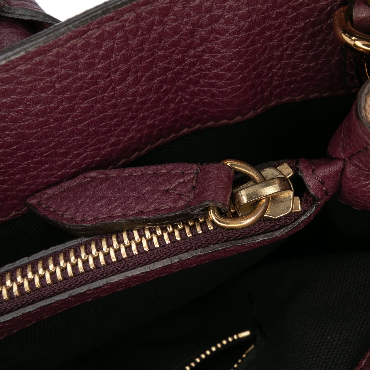 Burberry Medium Leather and House Check Banner Satchel Rood