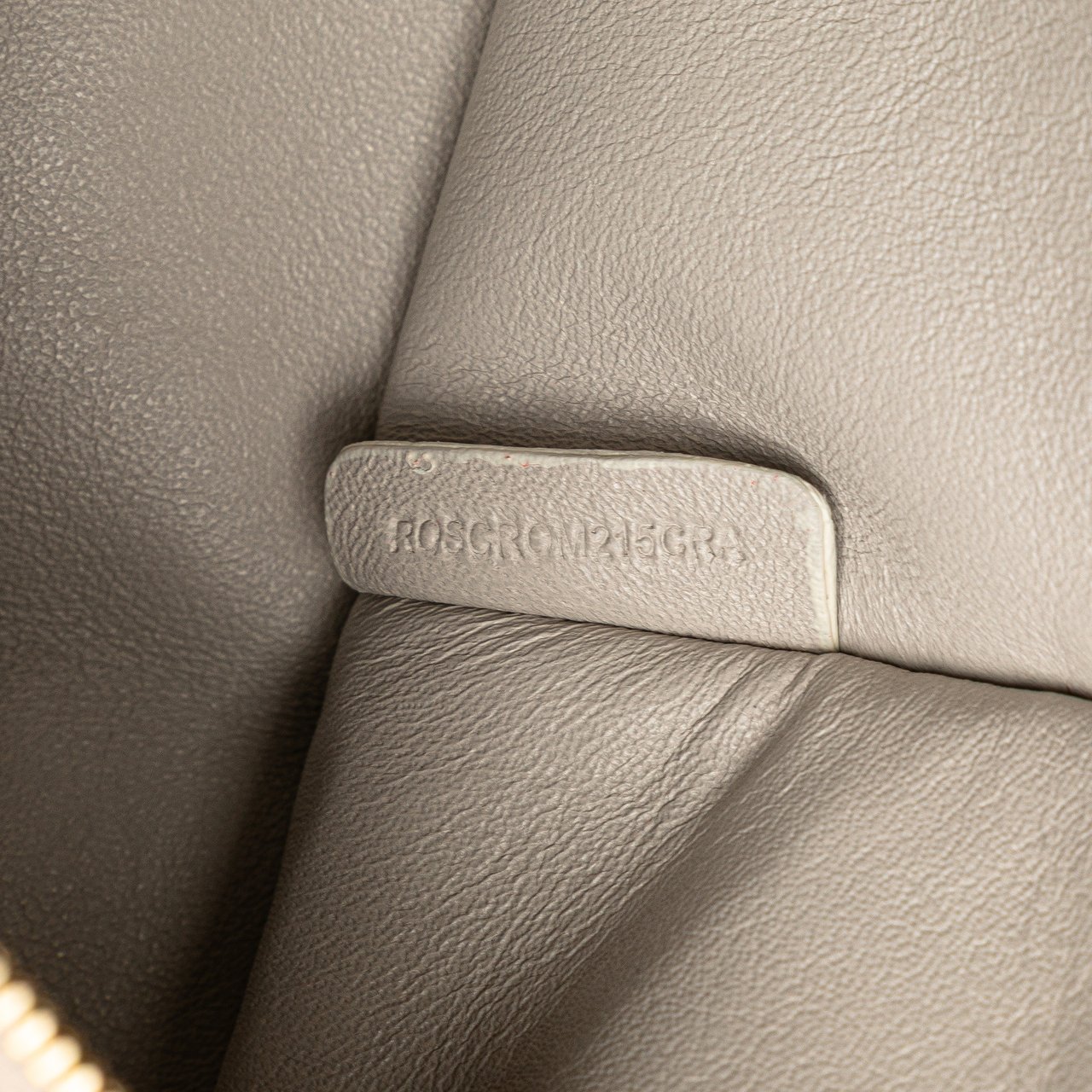 Burberry Small Embossed Grain Check Canterbury Tote Roze