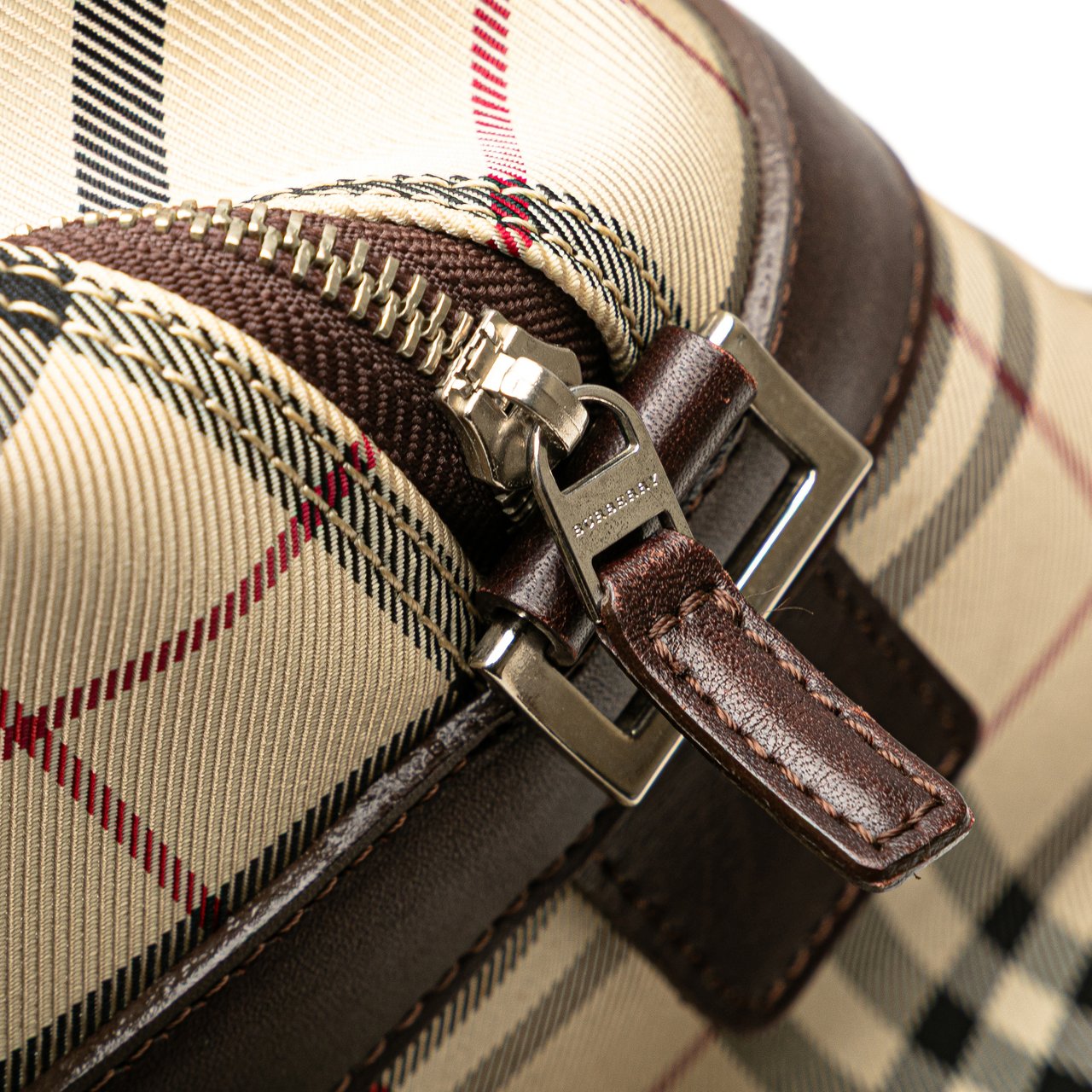 Burberry House Check Canvas Travel Bag Bruin