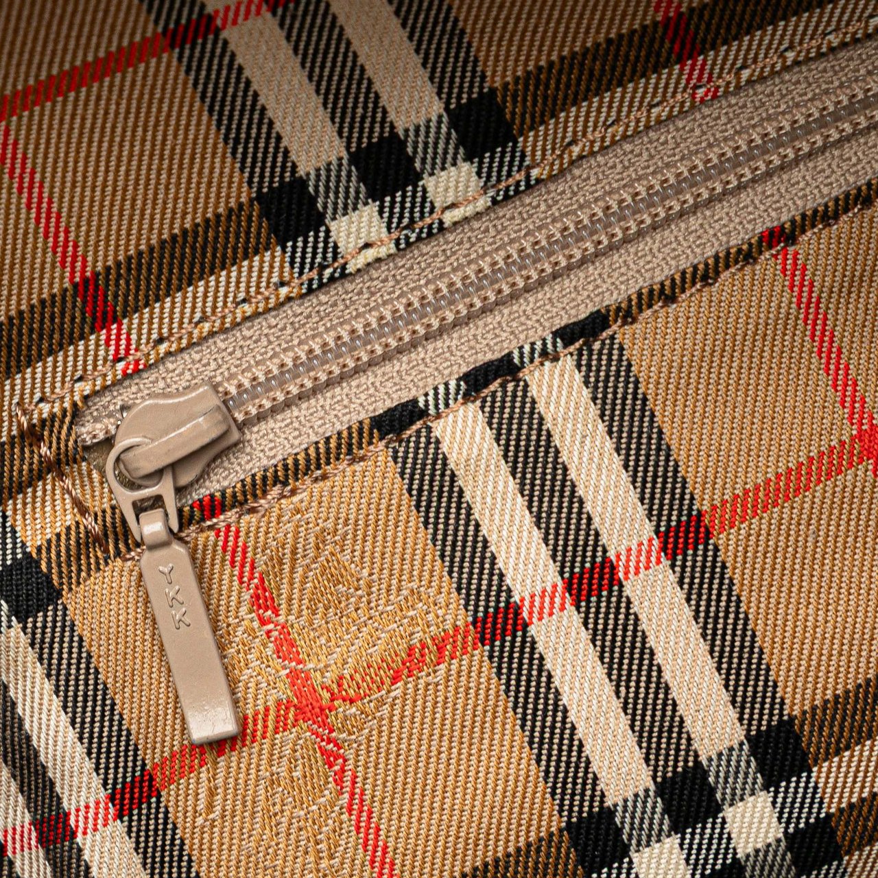 Burberry Leather Handbag Bruin