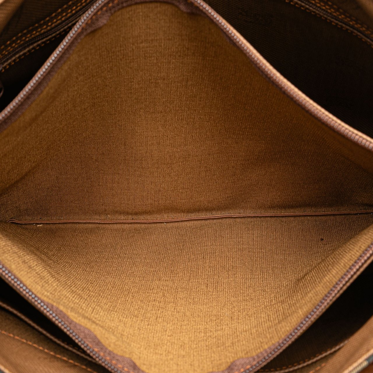 Burberry Haymarket Check Canvas Tote Bruin