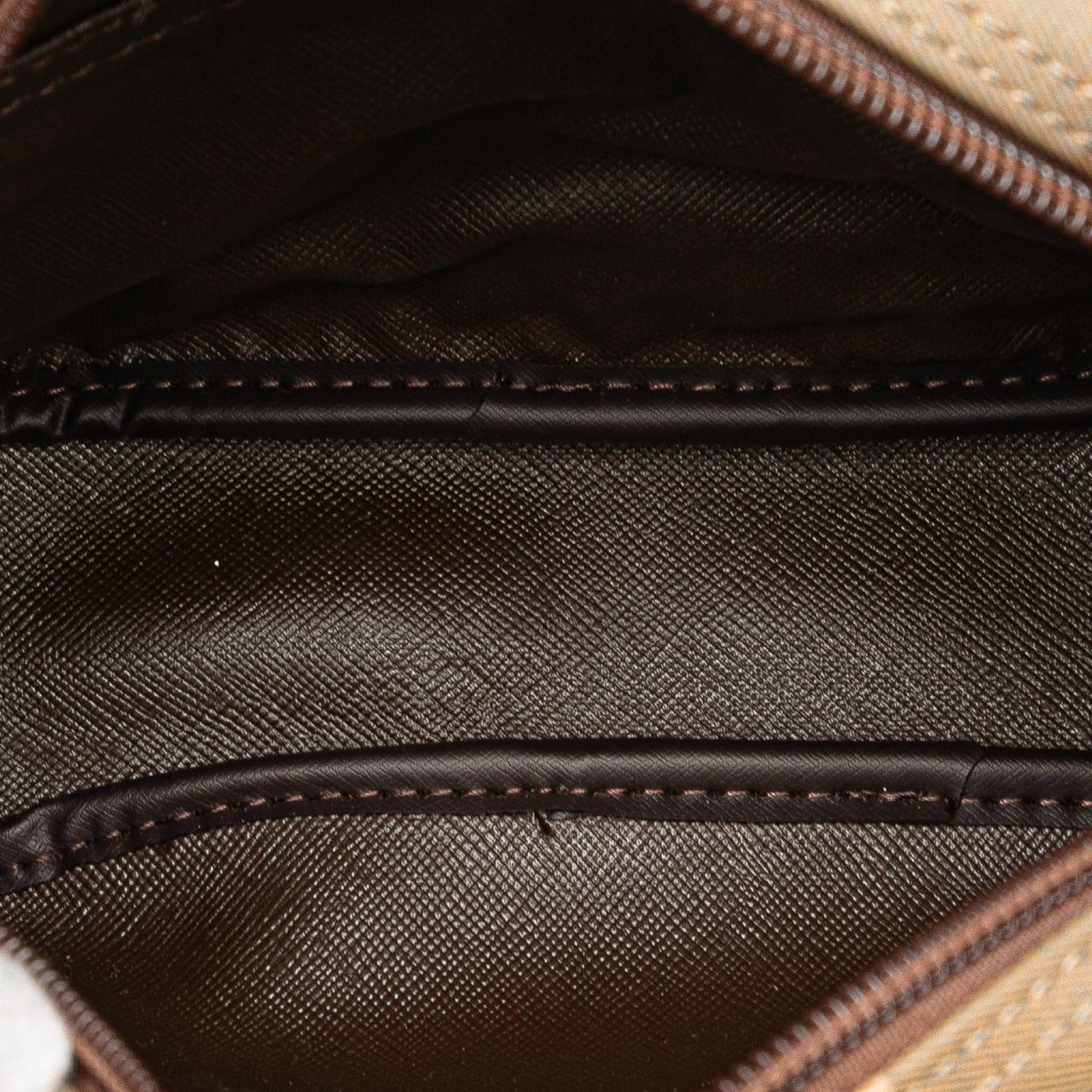 Burberry Vintage Check Canvas Clutch Bruin