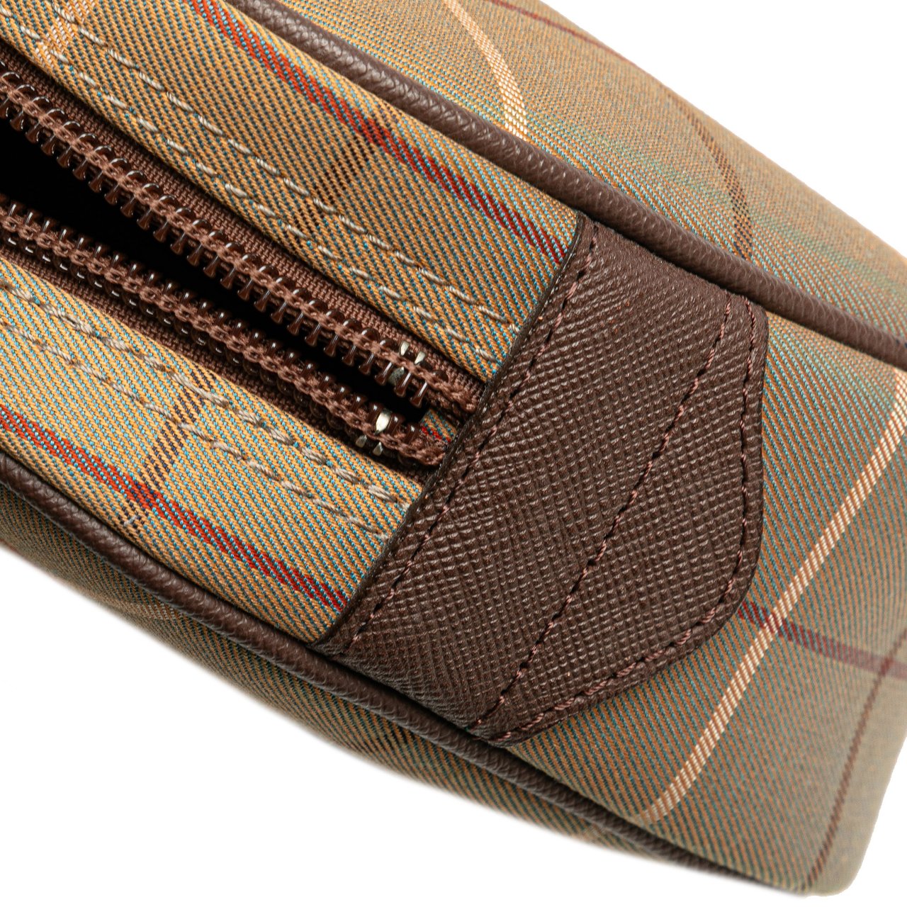 Burberry Vintage Check Canvas Clutch Bruin