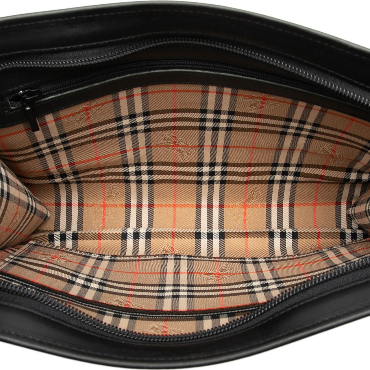 Burberry Leather Clutch Zwart