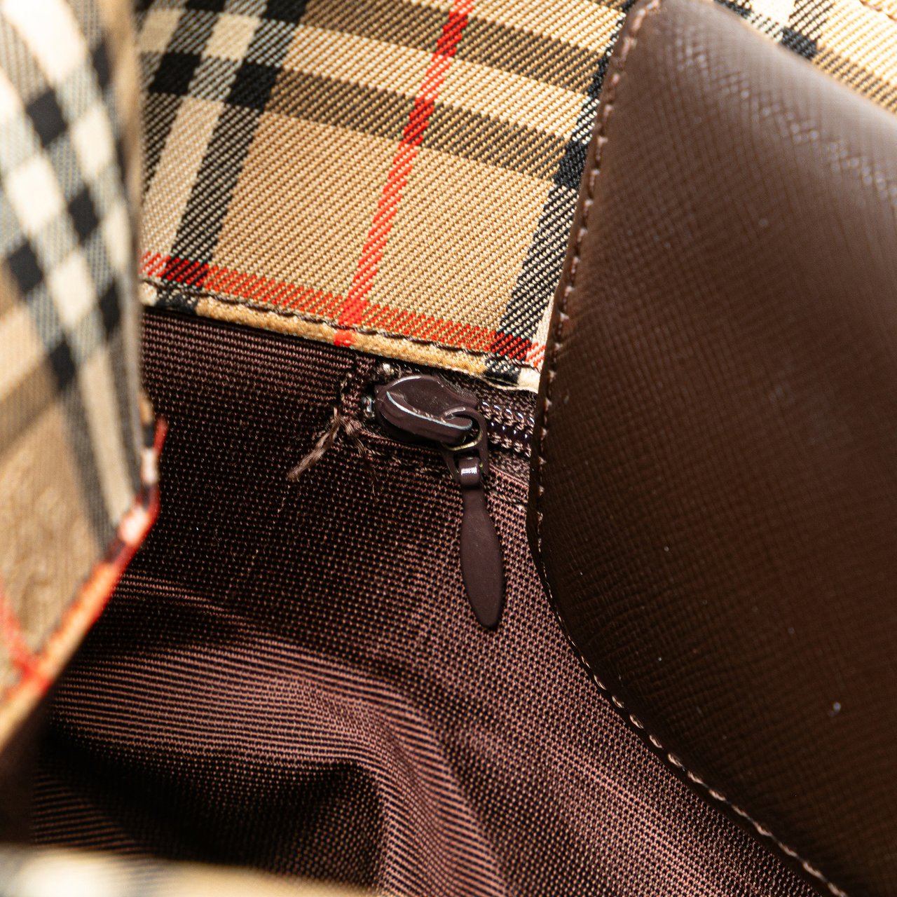 Burberry Haymarket Check Canvas Tote Bruin