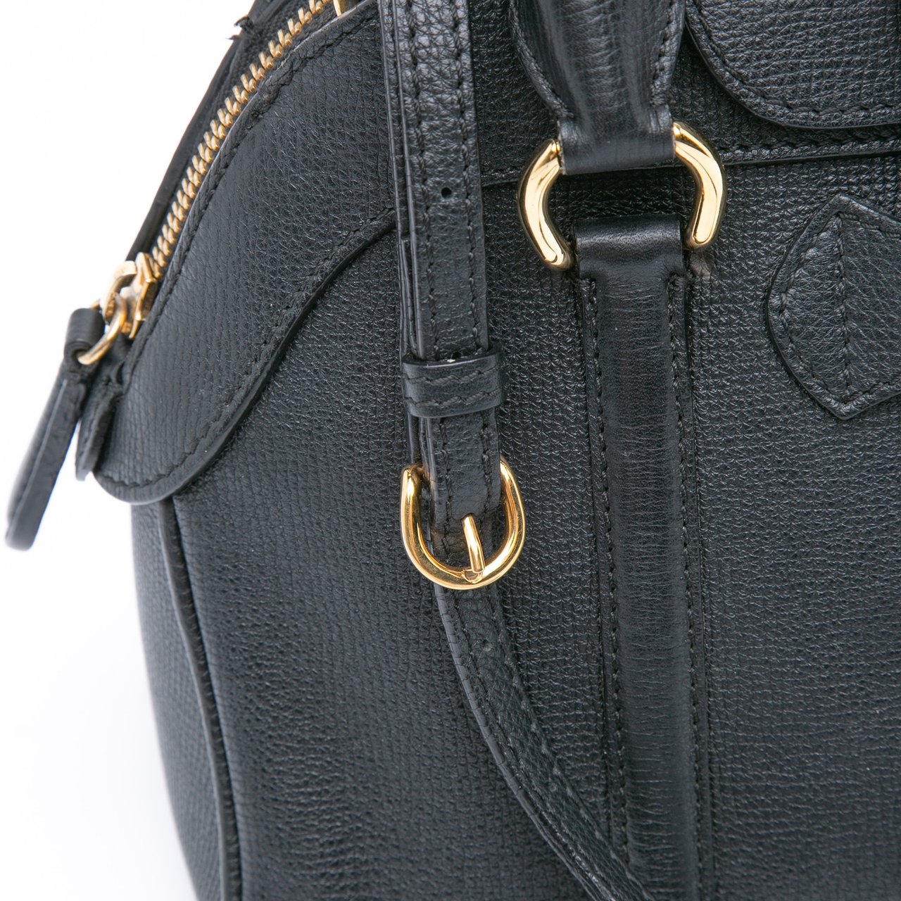 Burberry Small Leather Milverton Satchel Zwart