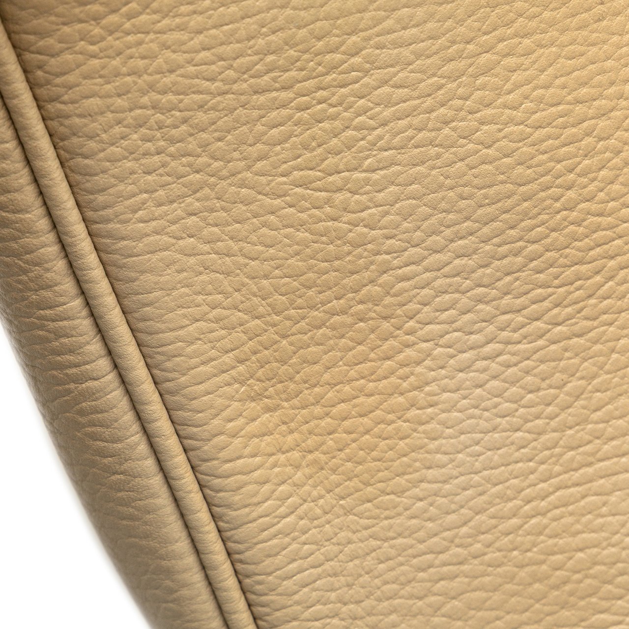 Burberry Leather Crossbody Bruin