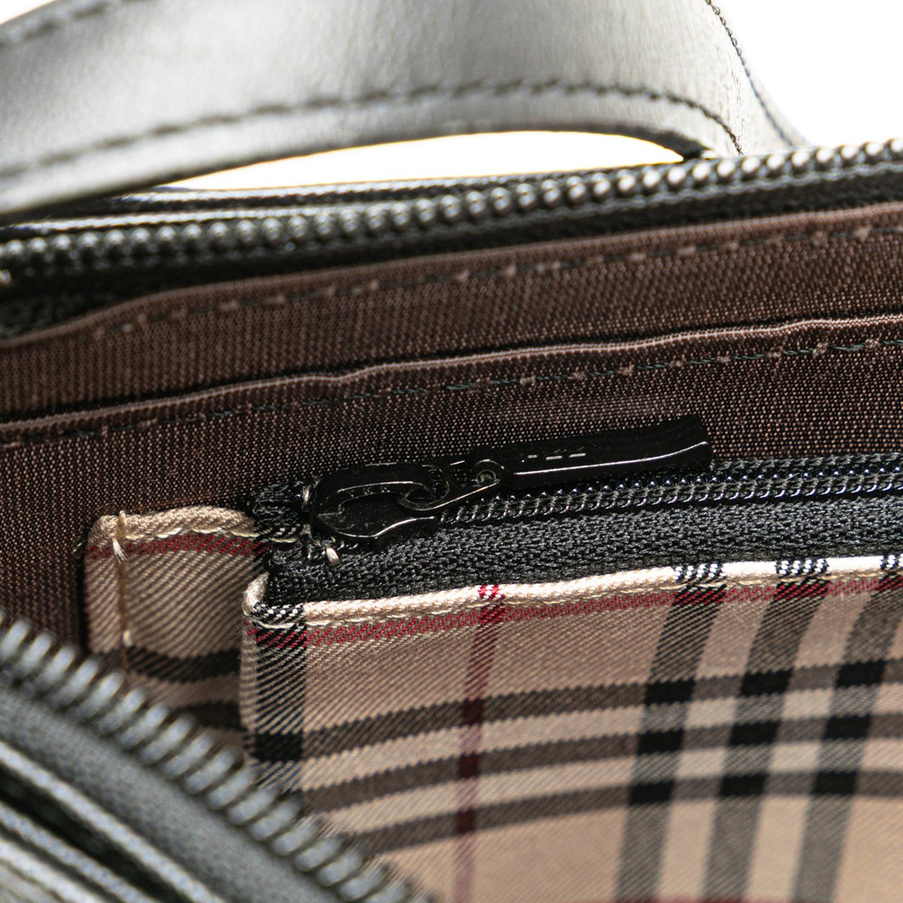 Burberry Leather Shoulder Bag Zwart