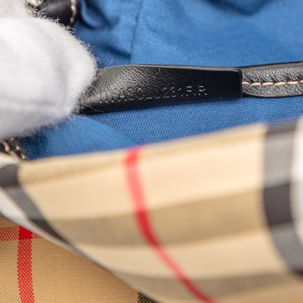 Burberry House Check Canvas Pouch Bruin