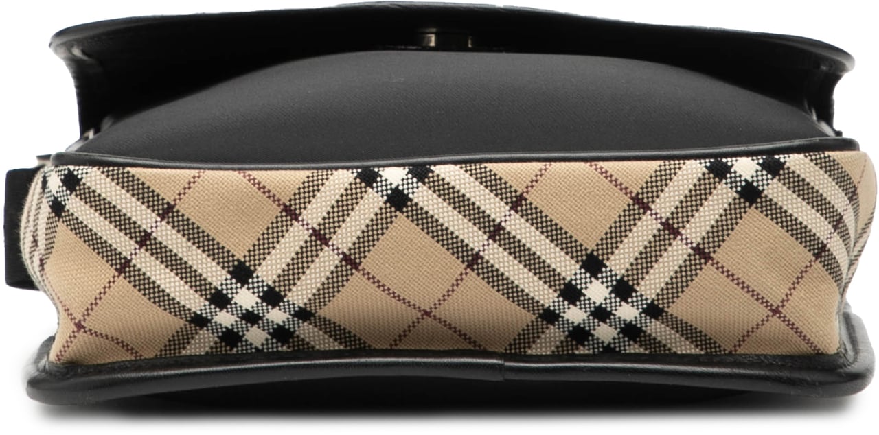 Burberry Nova Check Trimmed Nylon Flap Crossbody Zwart