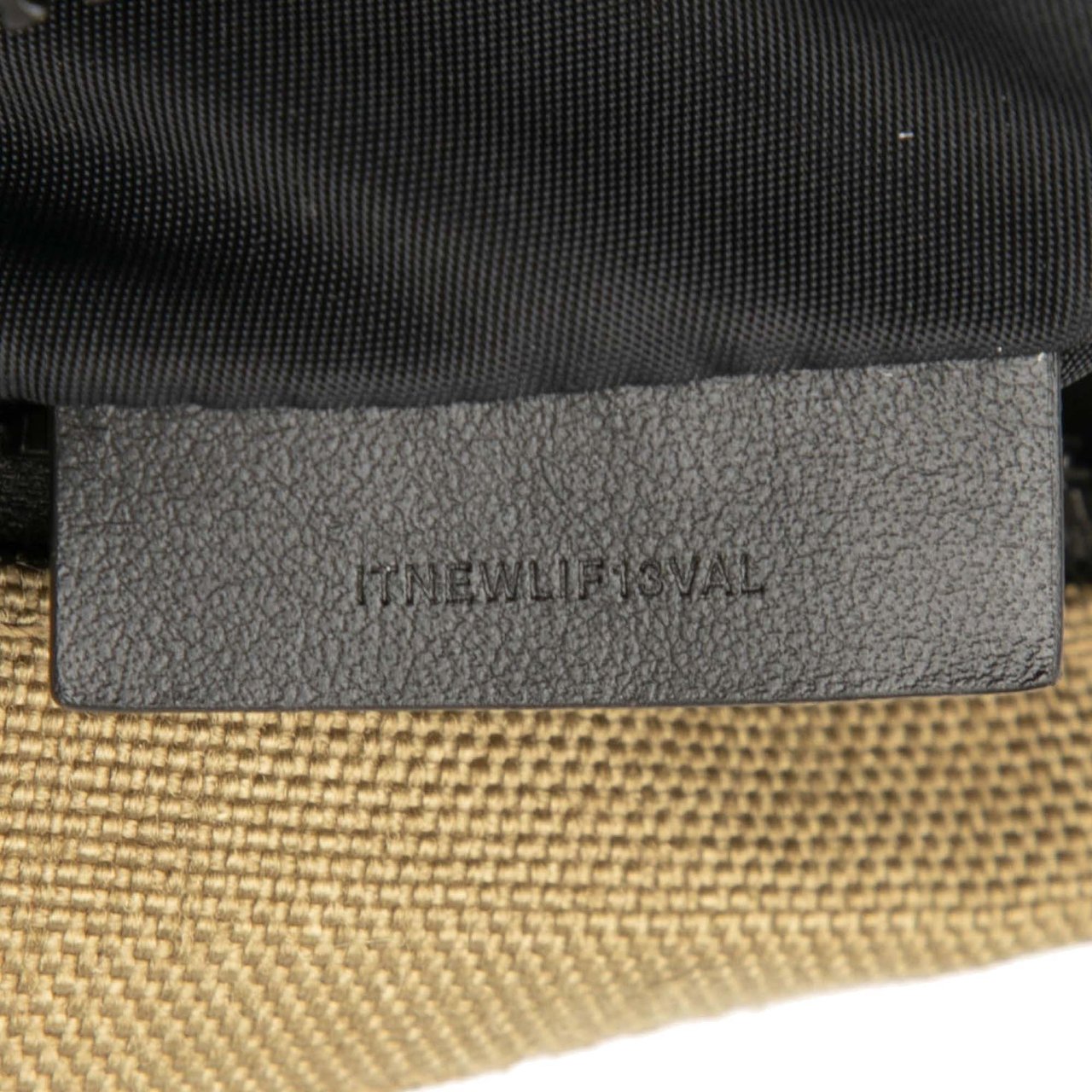 Burberry Canvas Paddy Crossbody Bruin