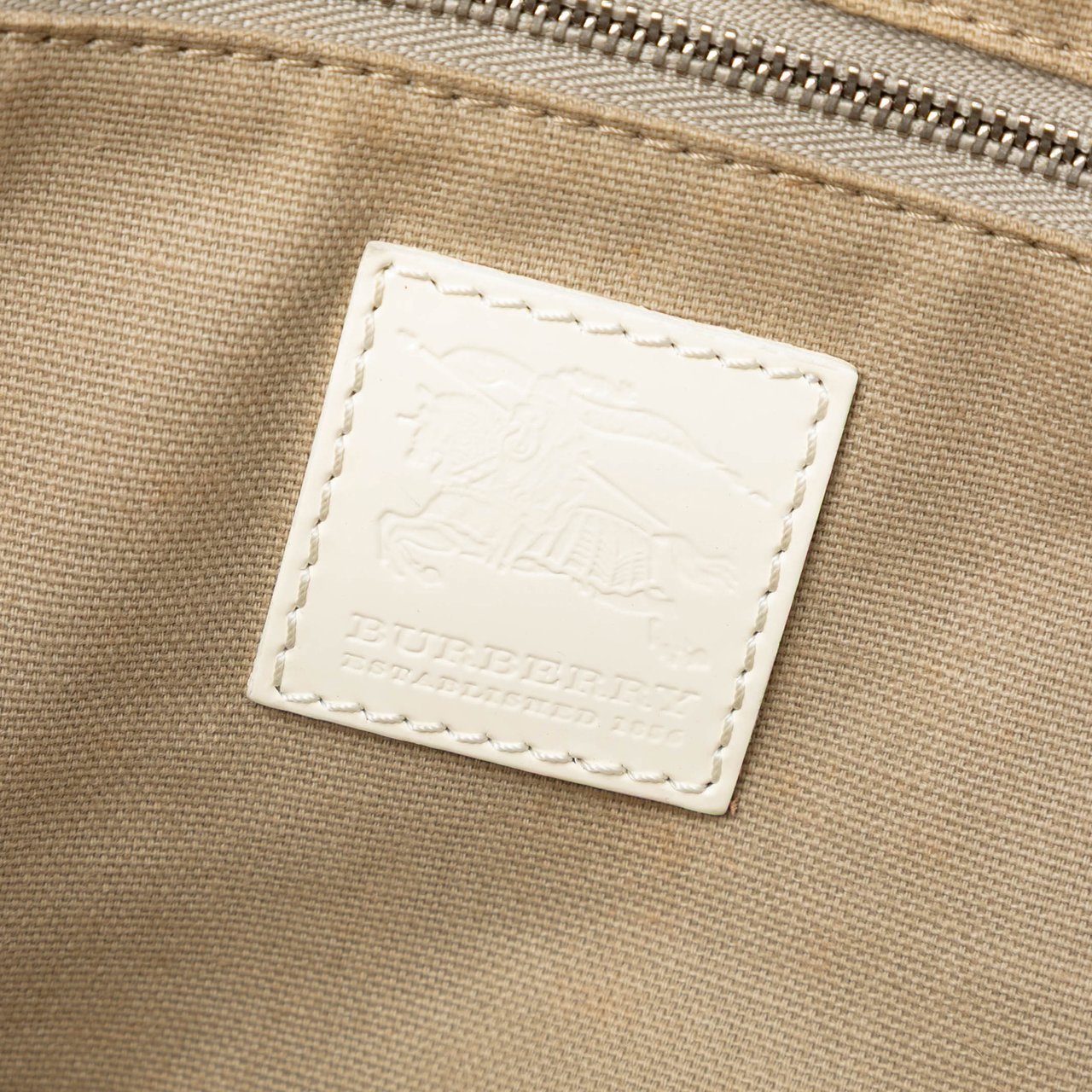 Burberry House Check Coated Canvas Hearts Gracie Tote Bruin