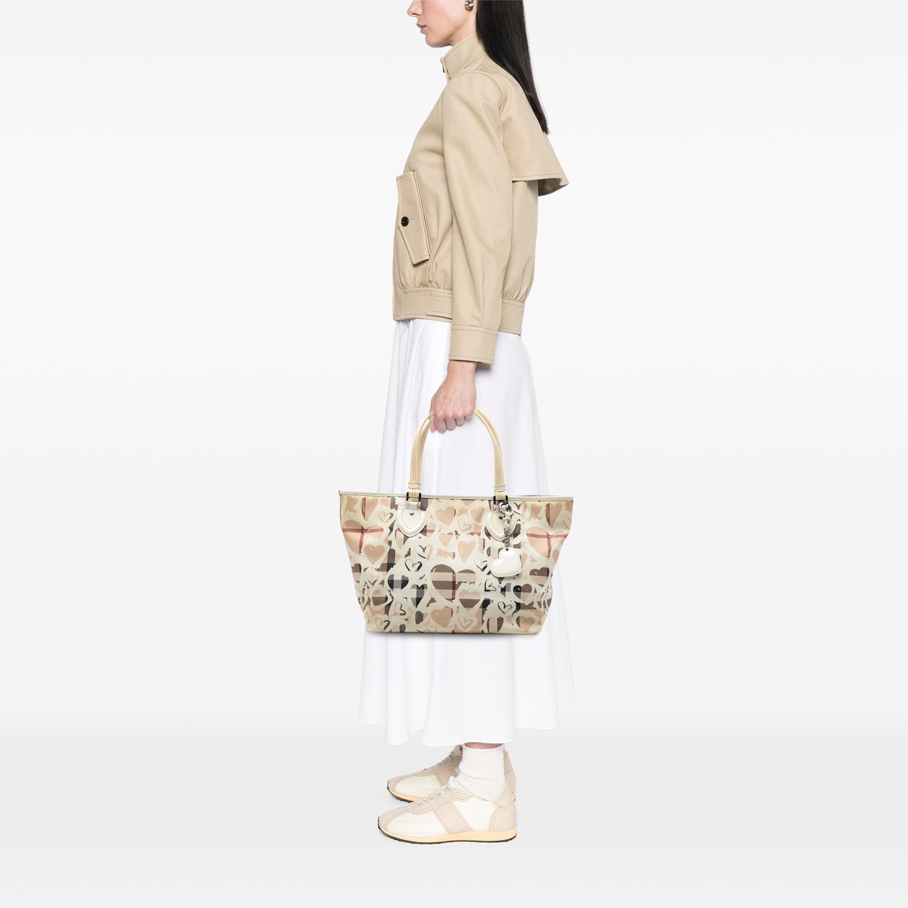 Burberry House Check Coated Canvas Hearts Gracie Tote Bruin