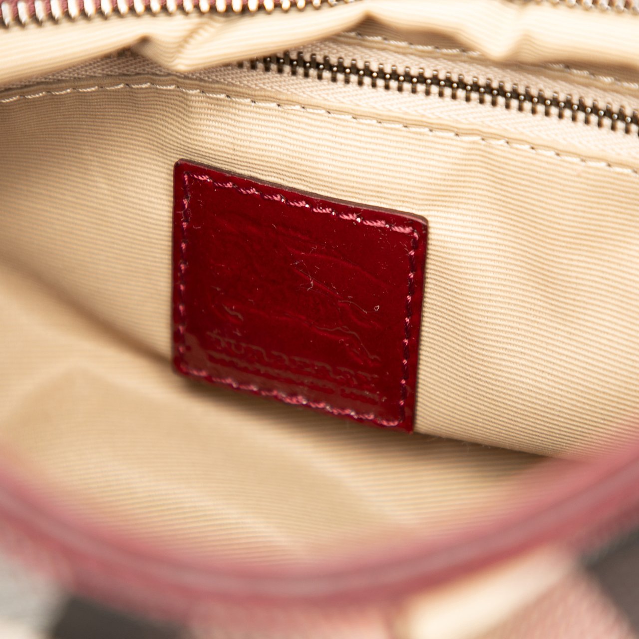 Burberry Hearts Nova Check Coated Canvas Shoulder Bag Bruin