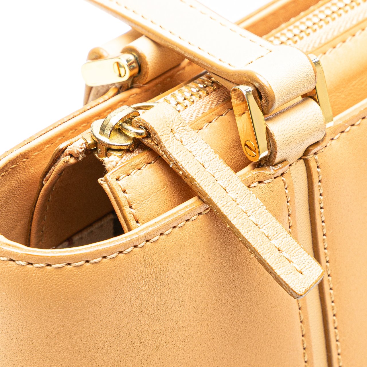 Burberry Leather Tote Bruin