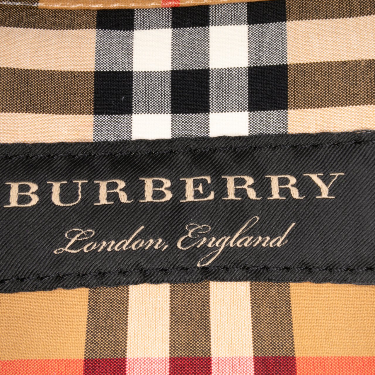 Burberry House Check Coated Canvas Tote Bruin