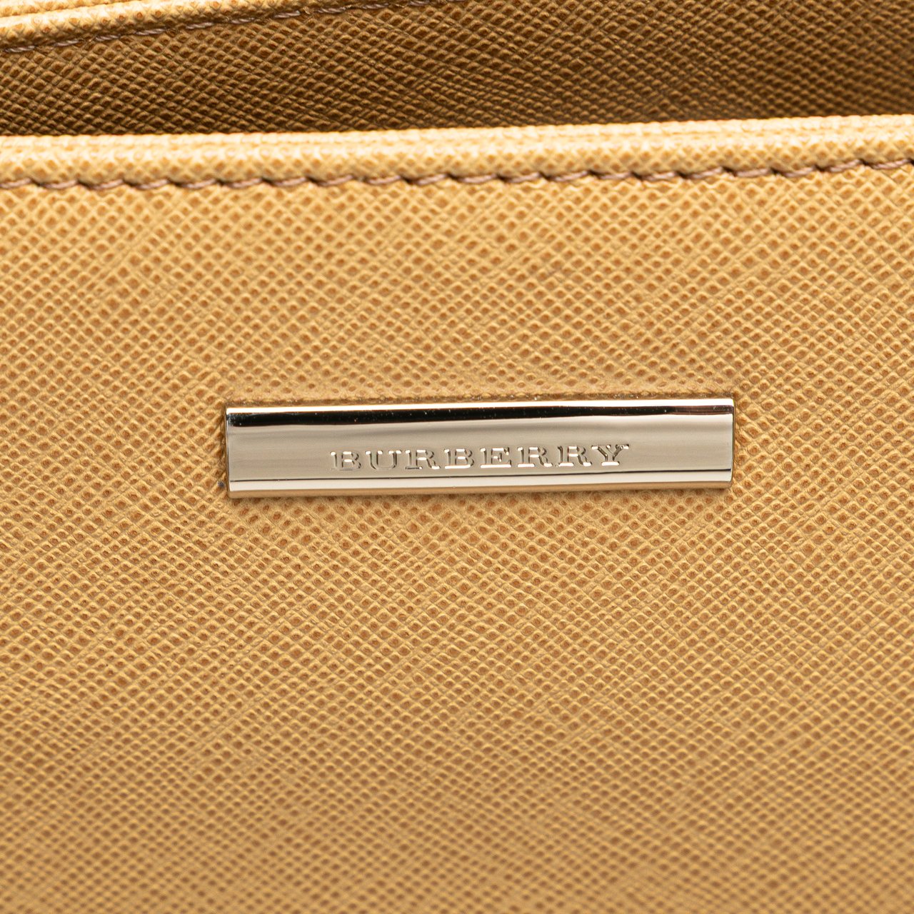 Burberry Leather Handbag Bruin