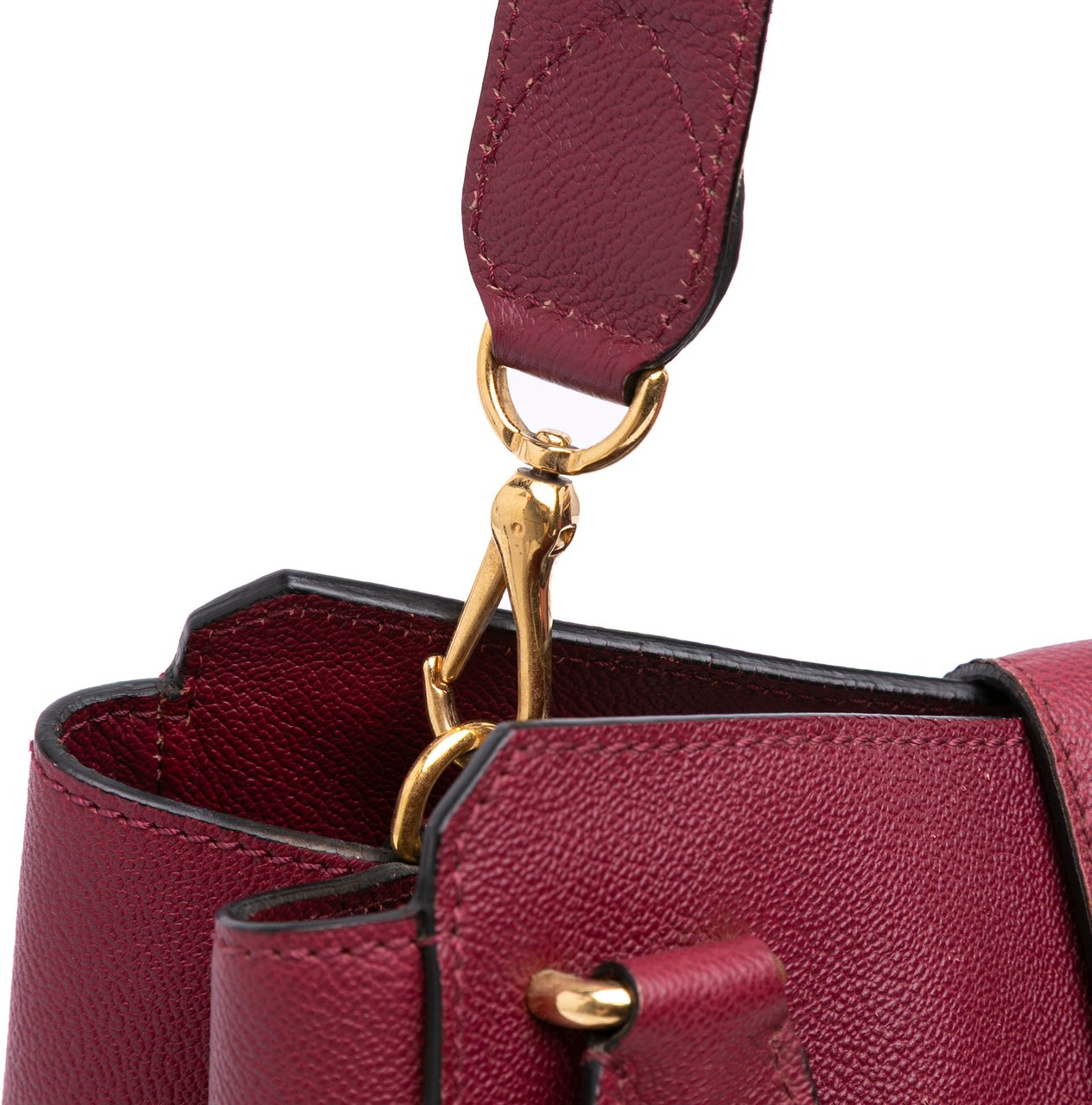 Burberry Medium Grained Calfskin Buckle Tote Rood