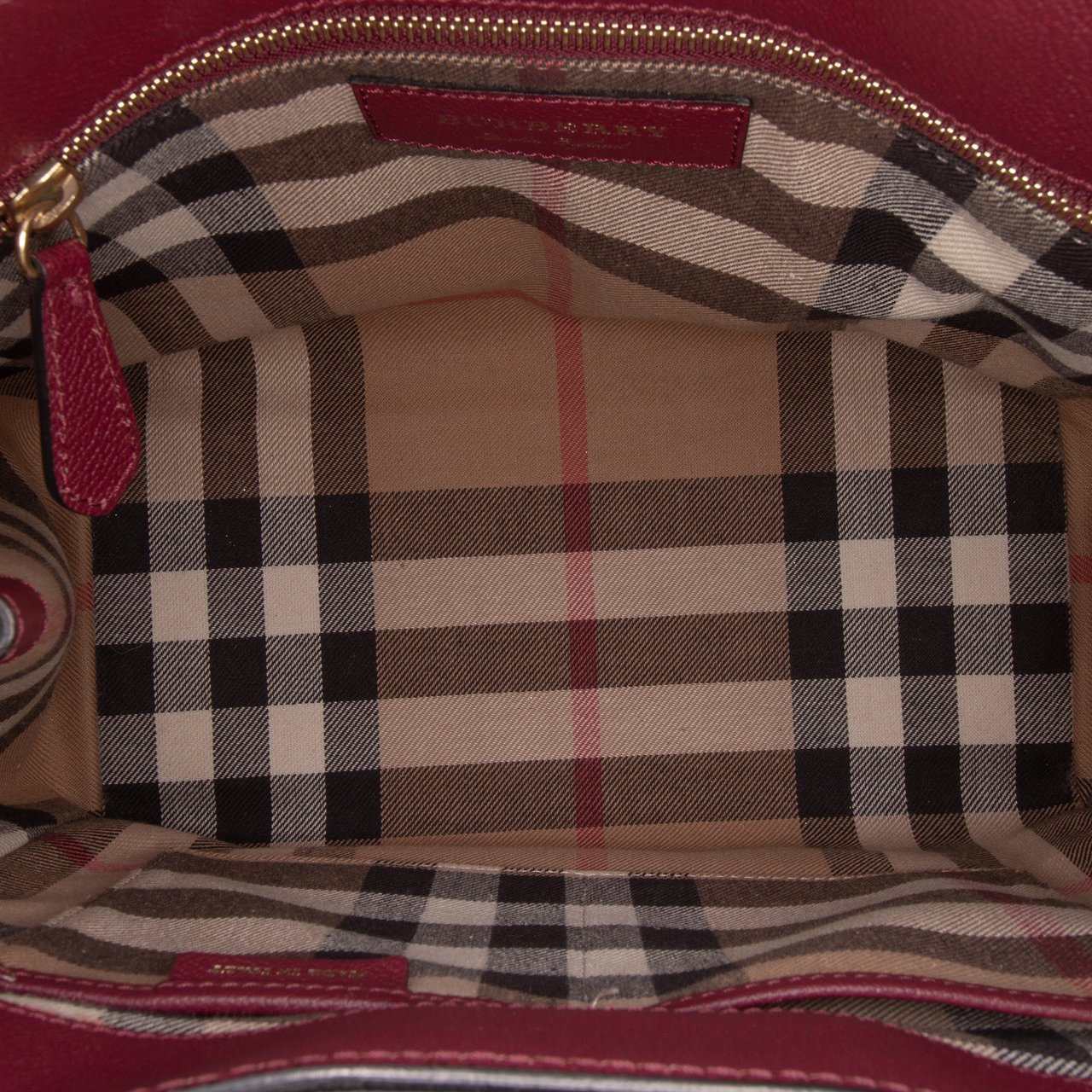 Burberry Medium Grained Calfskin Buckle Tote Rood