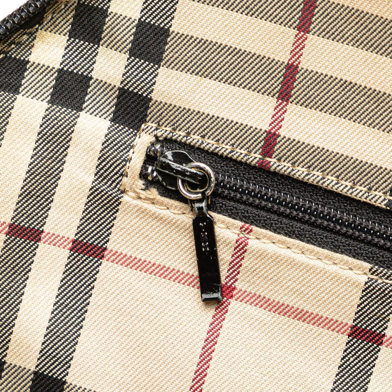 Burberry Leather Dome Handbag Zwart
