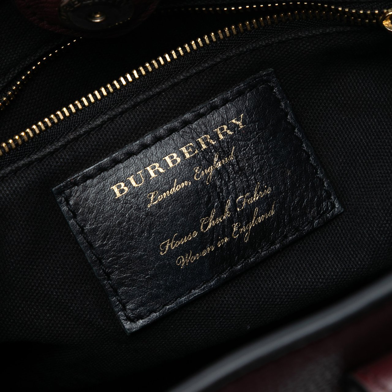 Burberry Small Grainy Calfskin and House Check Banner Satchel Rood