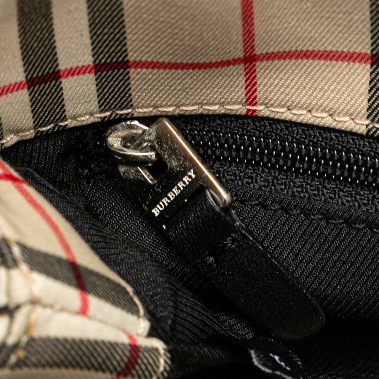 Burberry House Check Canvas Handbag Bruin