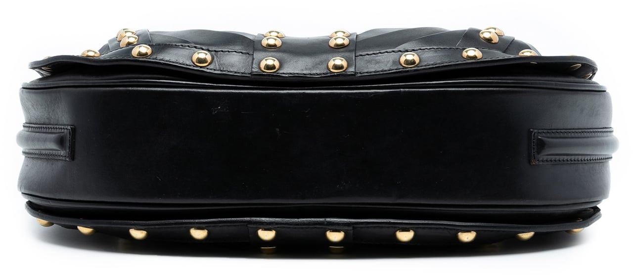 Burberry Studded Leather Shoulder Bag Zwart