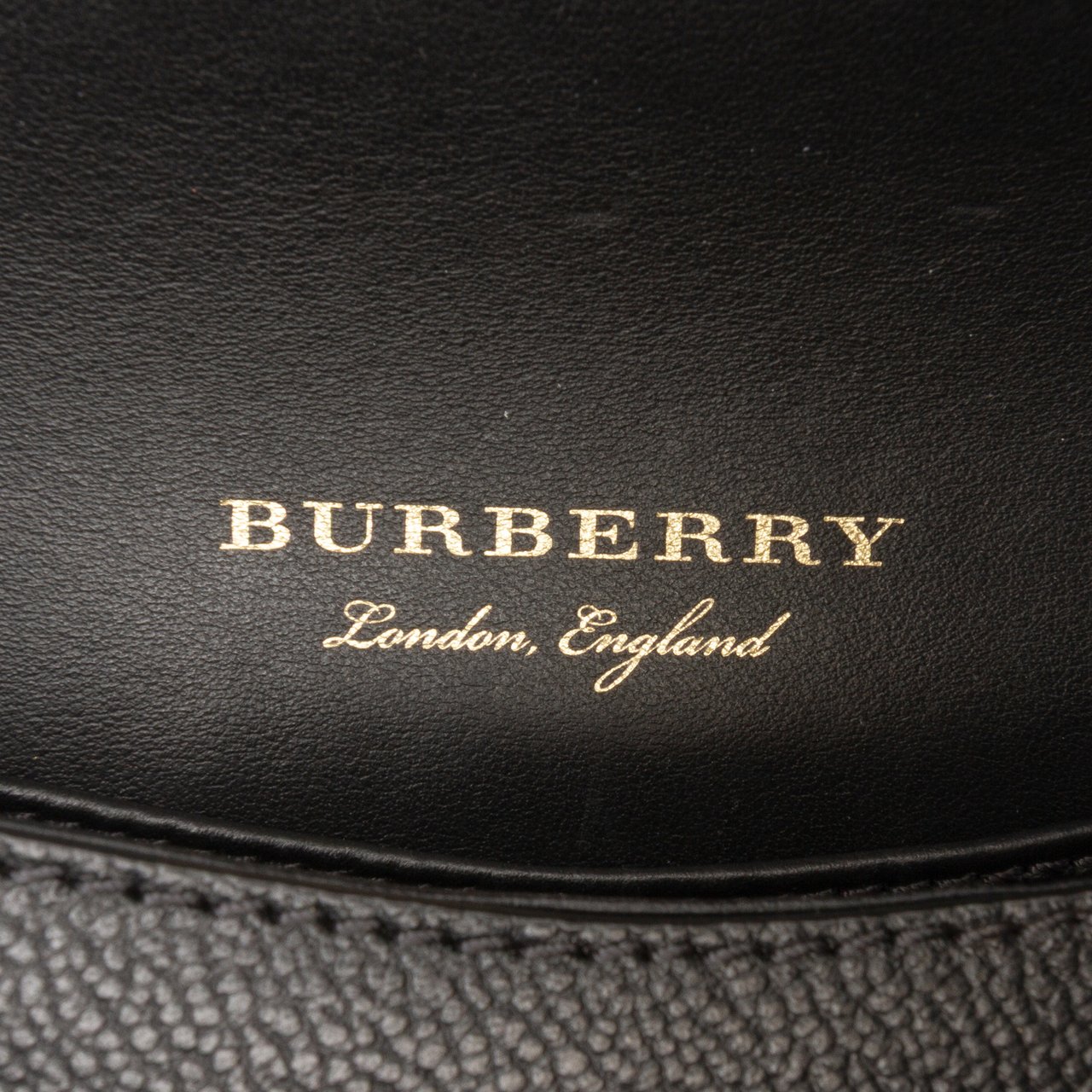 Burberry Mini Soft Grain Calfskin Buckle Crossbody Zwart