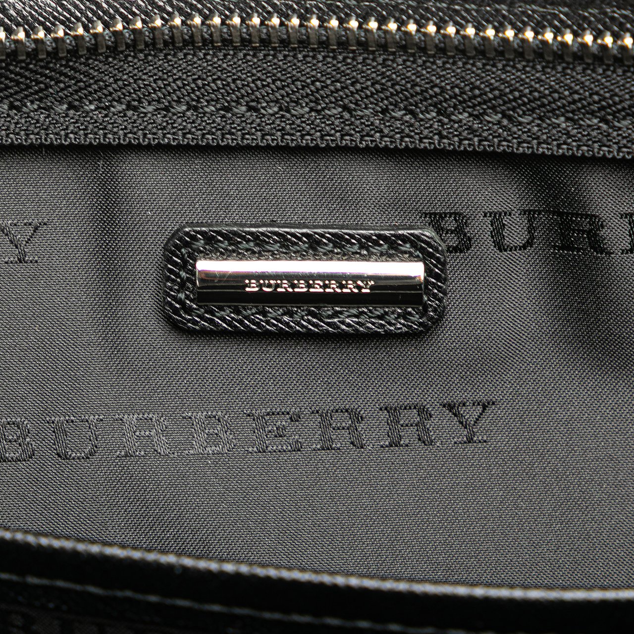 Burberry Leather Clutch Zwart