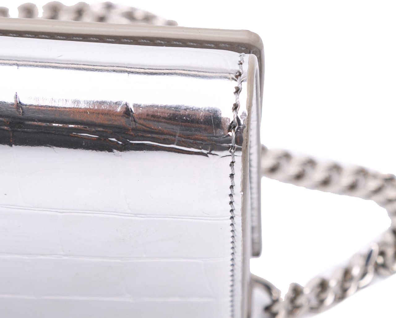 Burberry Croc Embossed Metallic Calfskin Hannah Wallet On Chain Zilver