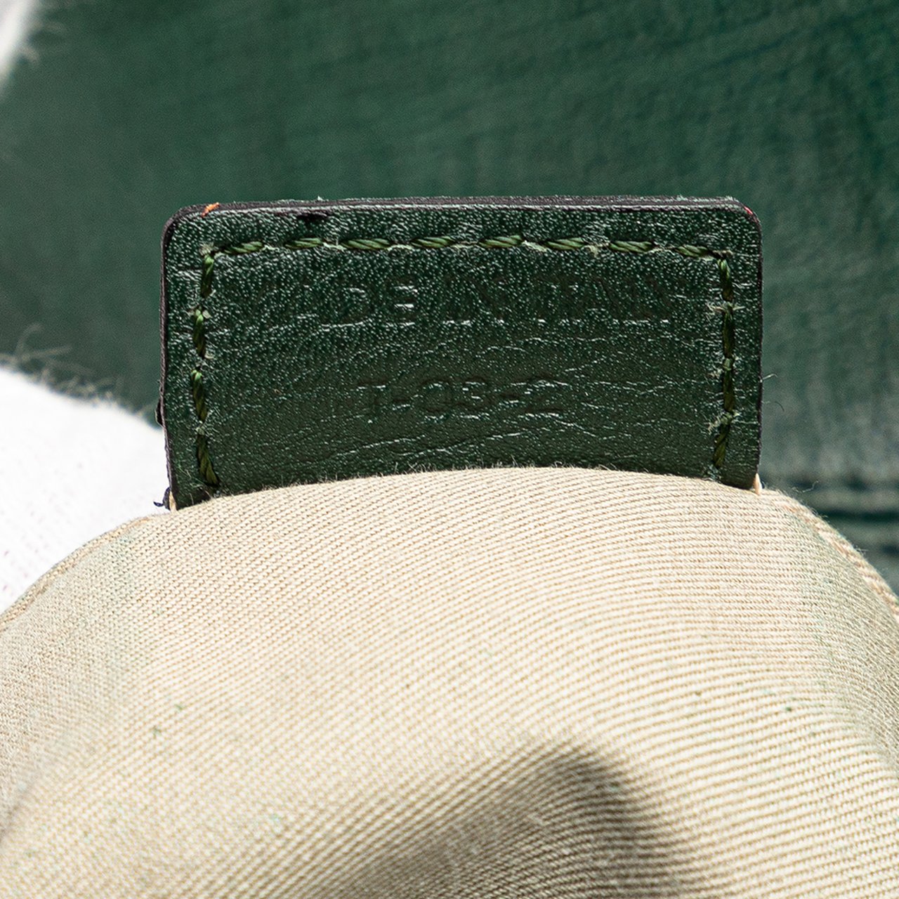 Burberry Leather Shoulder Bag Groen