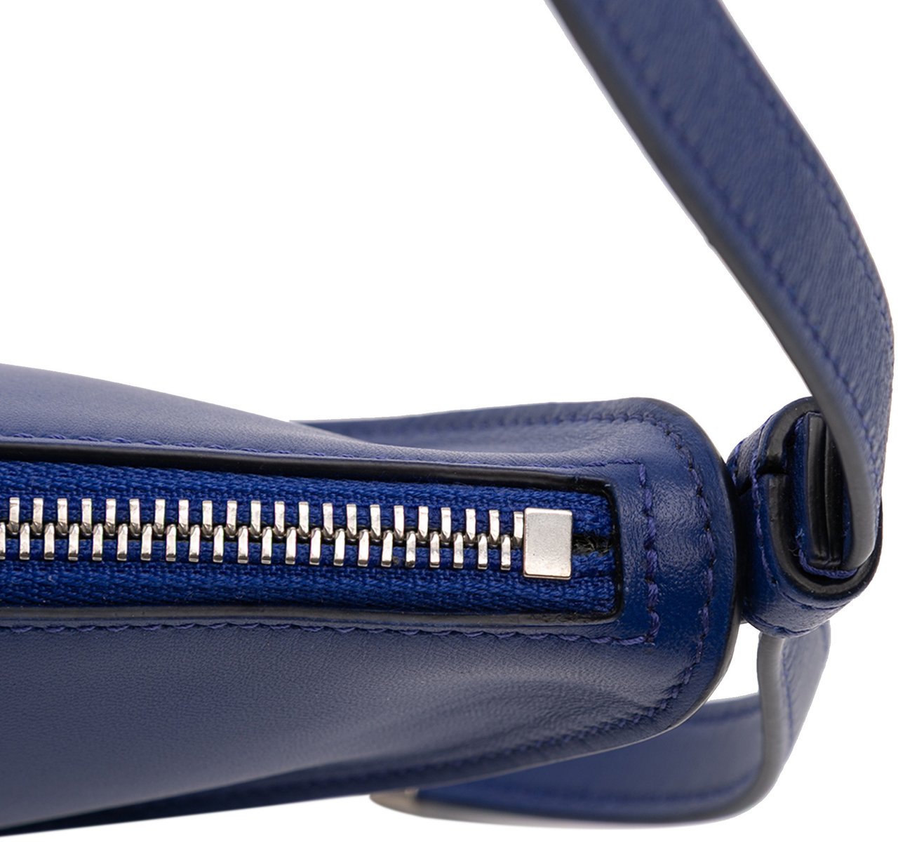 Burberry Mini Lambskin Shield Shoulder Bag Blauw