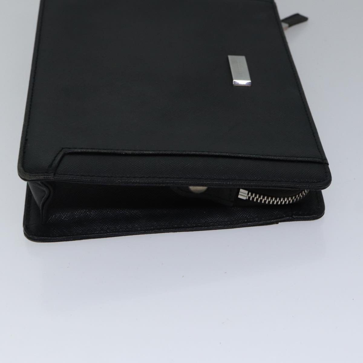 Burberry Burberry Vintage Pouch Leather Zwart