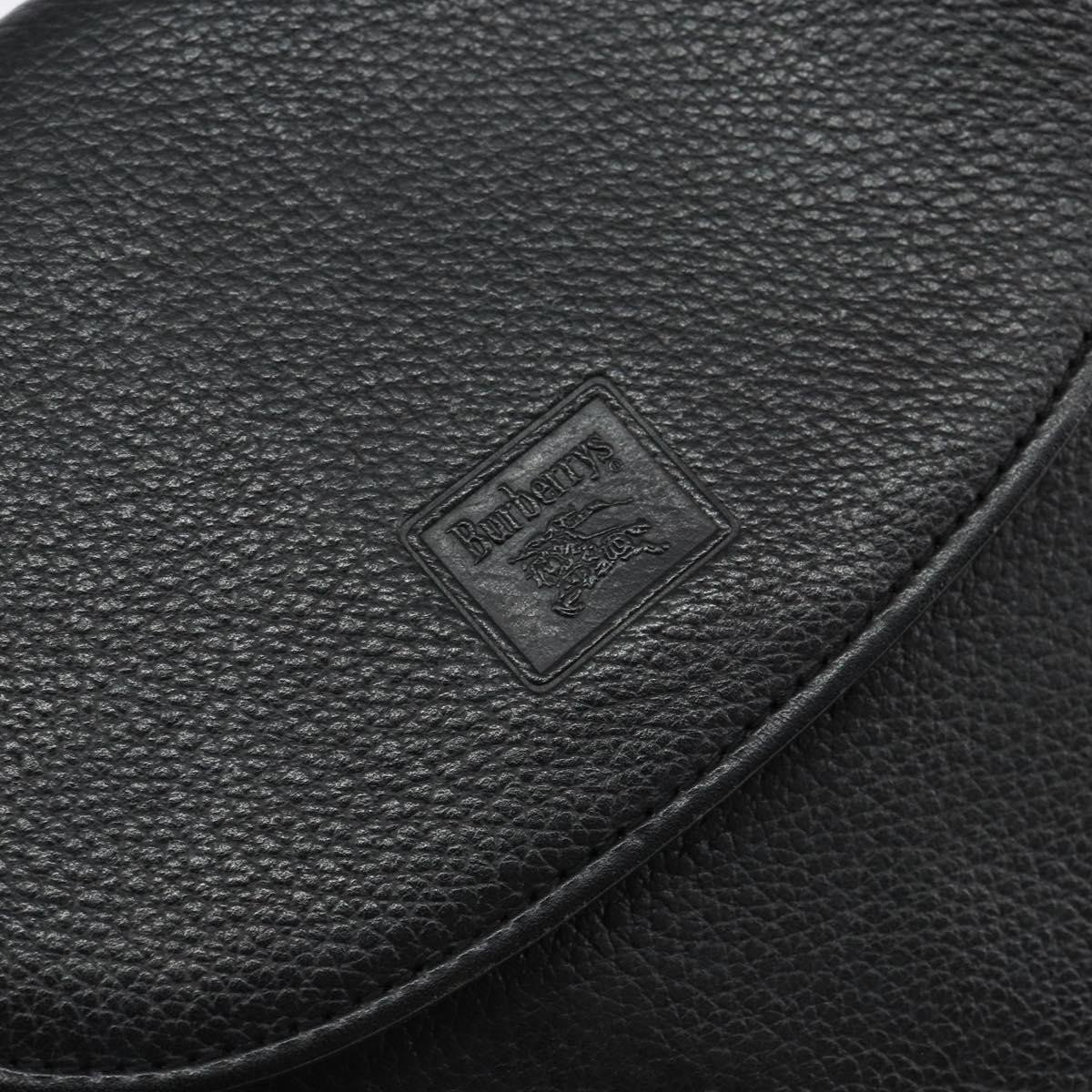 Burberry Flap Shoulder Leather Zwart