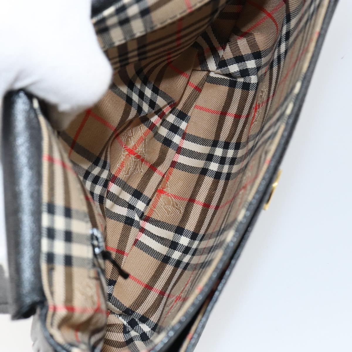 Burberry Flap Shoulder Leather Zwart