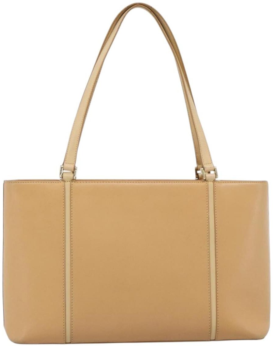 Burberry Vintage Leather Beige