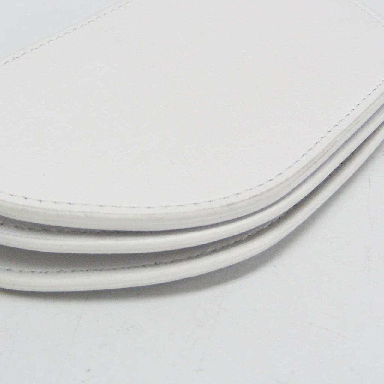Burberry Olympia Flap Leather Micro Wit