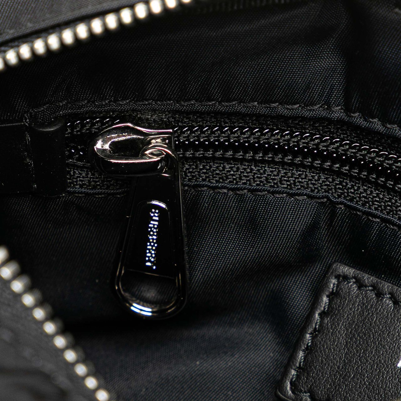 Burberry Nylon Cannon Utility Belt Bag Zwart