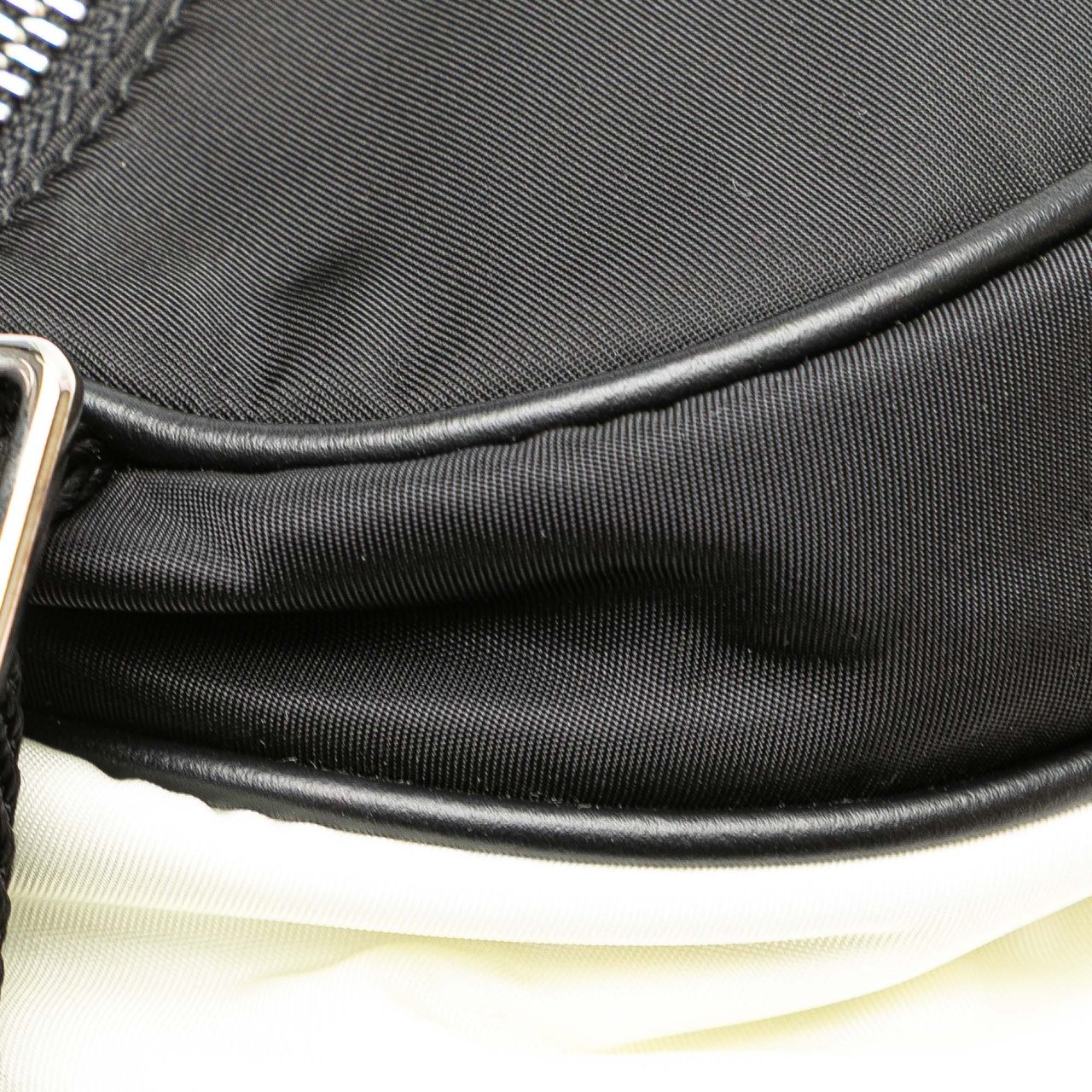 Burberry Nylon Cannon Utility Belt Bag Zwart