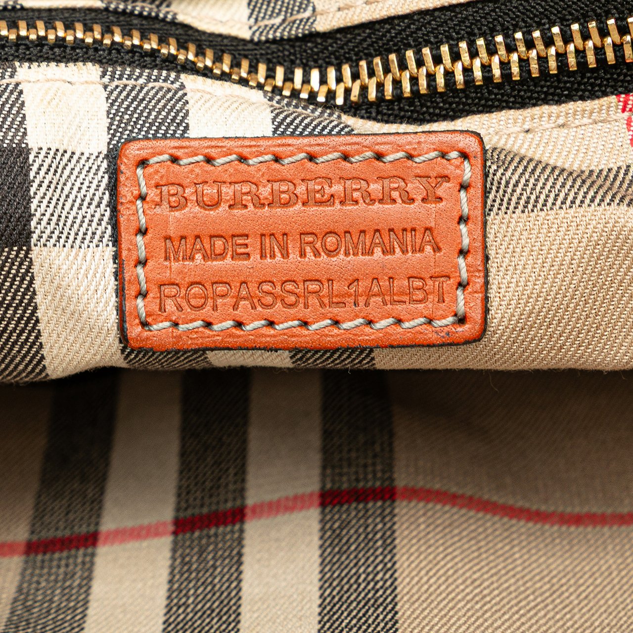 Burberry Grained Calfskin Crossbody Oranje