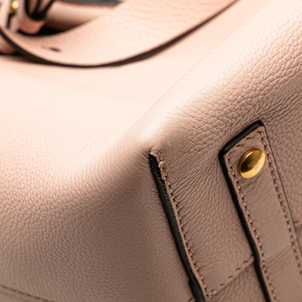 Burberry Medium Bicolor Leather Marais Belt Bag Roze