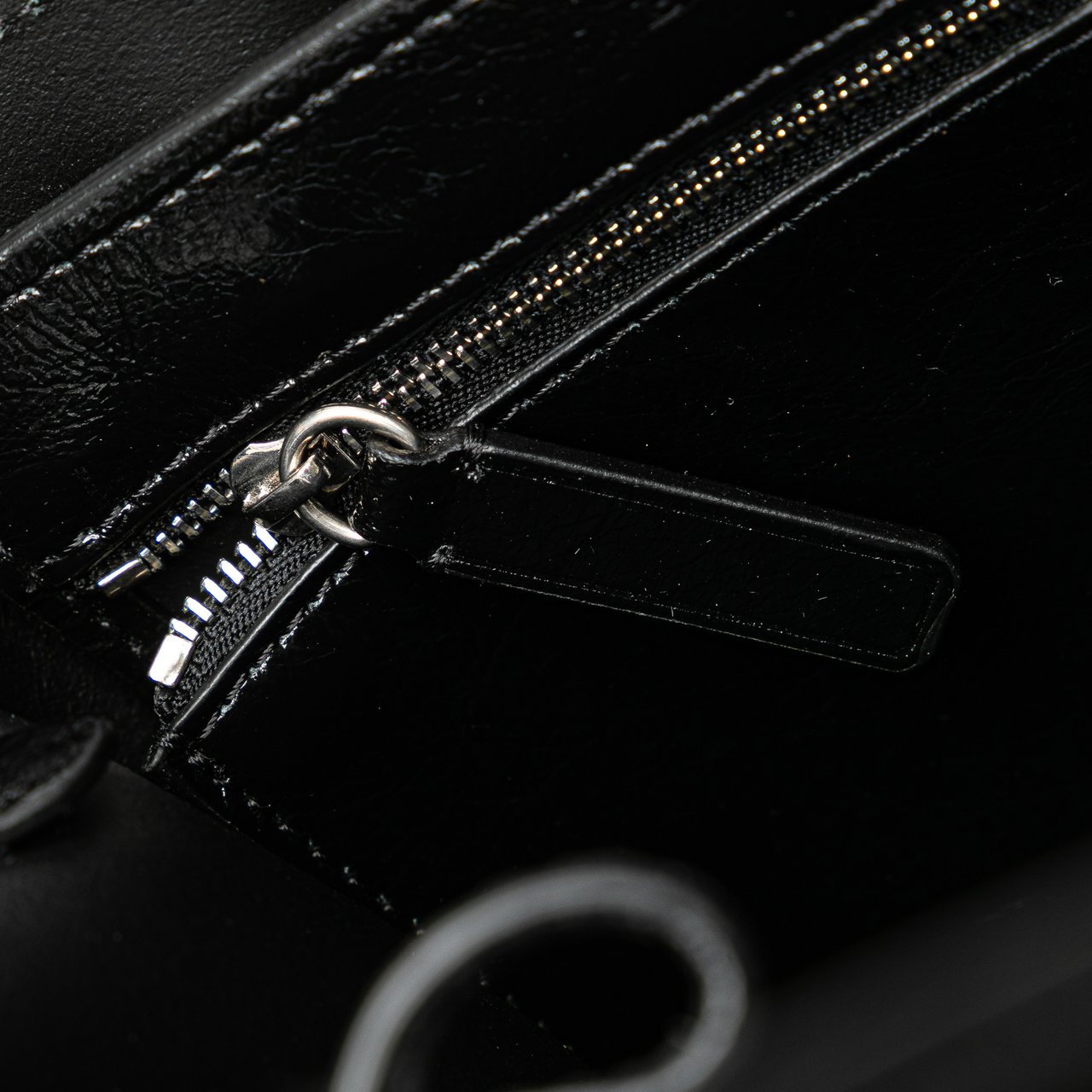 Burberry Small Soft Calfskin Banner Satchel Zwart